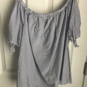 Women's Off The Shoulder Shirt Size Large